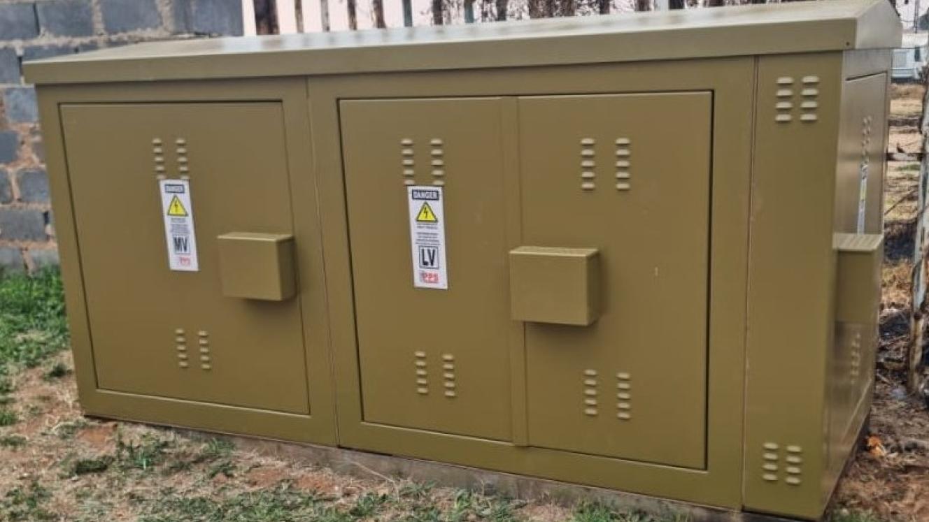 The project included renewing the substations’ outer shells and key components including the RMUs, transformers, and LV panels.